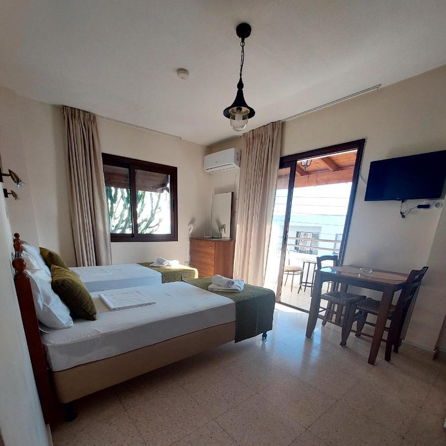 Appartement Estia Vasilis Manoli à Ayía Nápa Extérieur photo