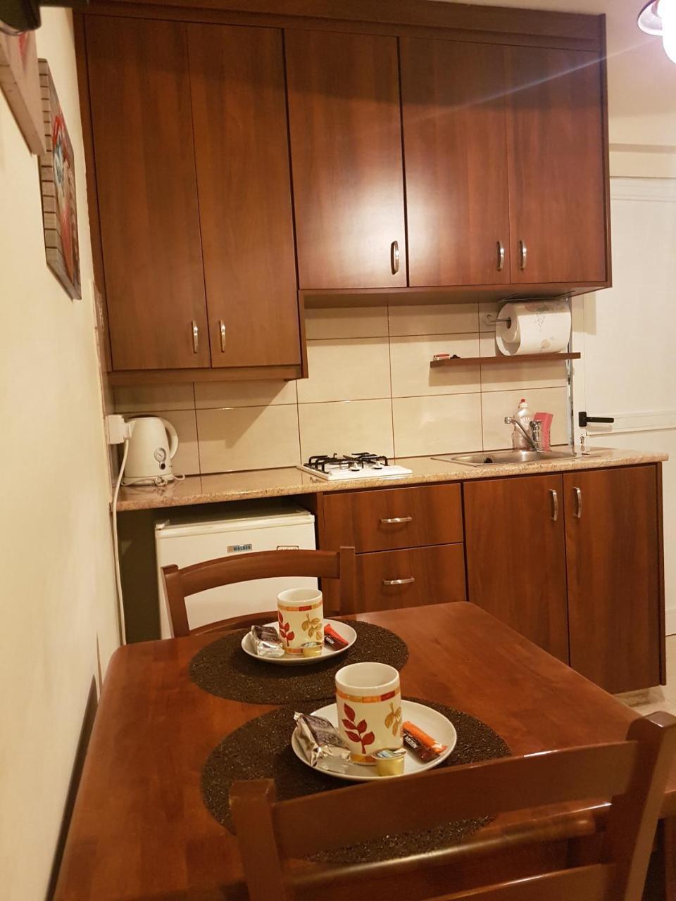 Appartement Estia Vasilis Manoli à Ayía Nápa Extérieur photo