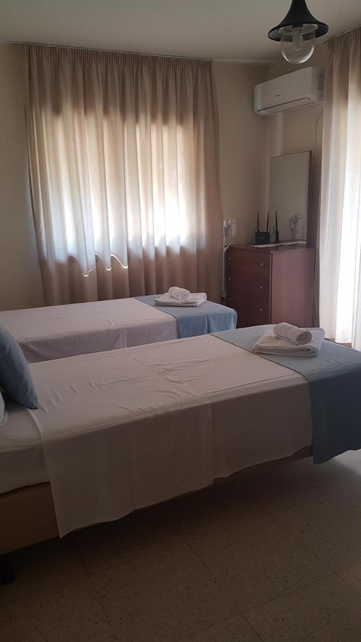 Appartement Estia Vasilis Manoli à Ayía Nápa Extérieur photo
